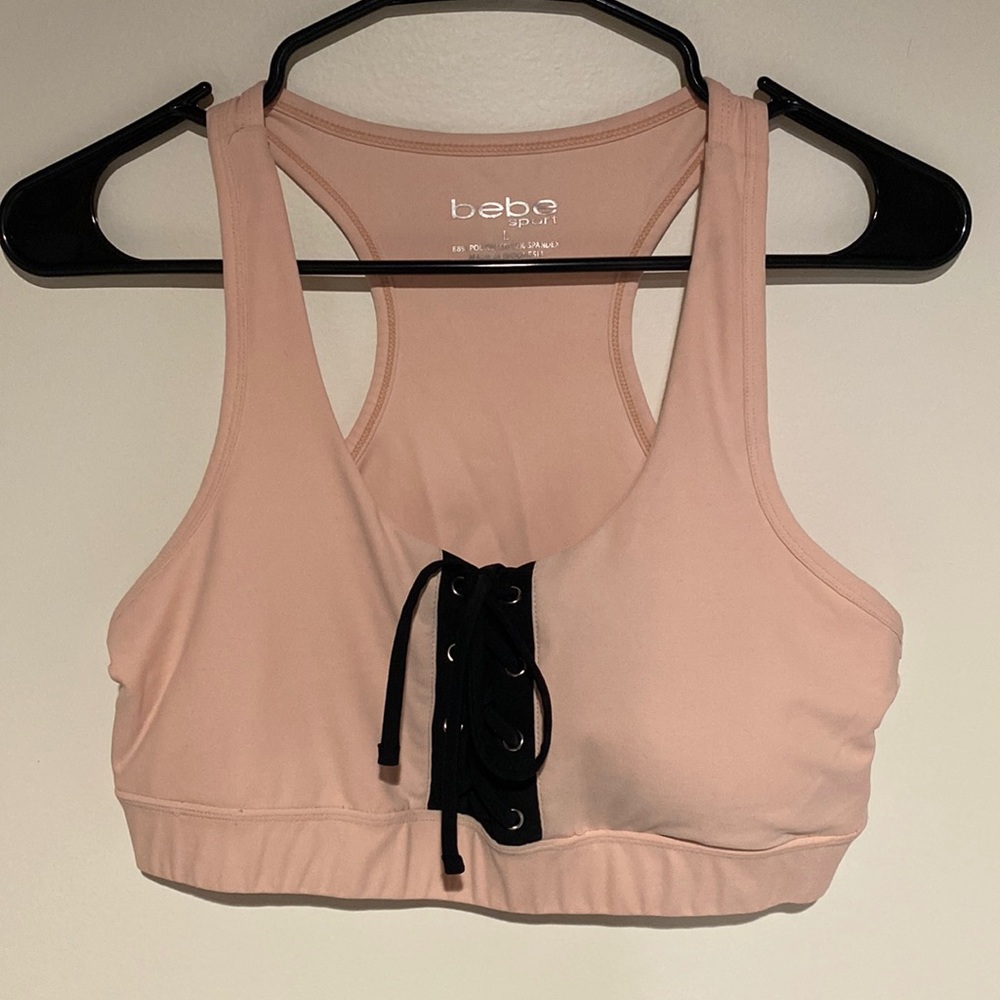 Women’s Sports Bra